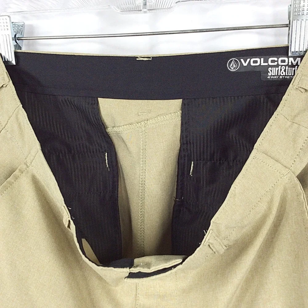 Volcom Surf & Turf 4 Way Stretch Shorts Men's Size 32 Beige Khaki 10